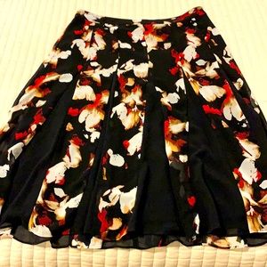White House Black Market skirt